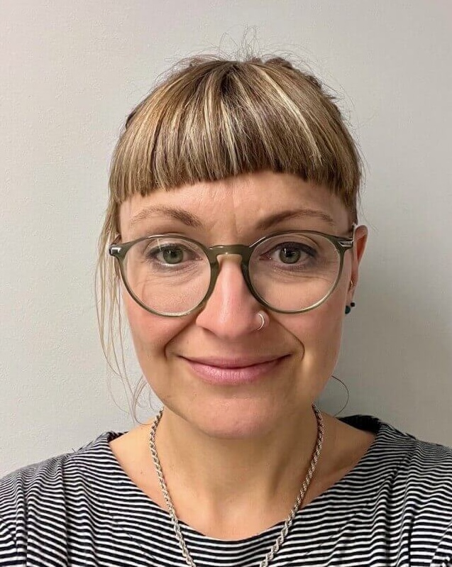Headshot of Dr Anna Leyland